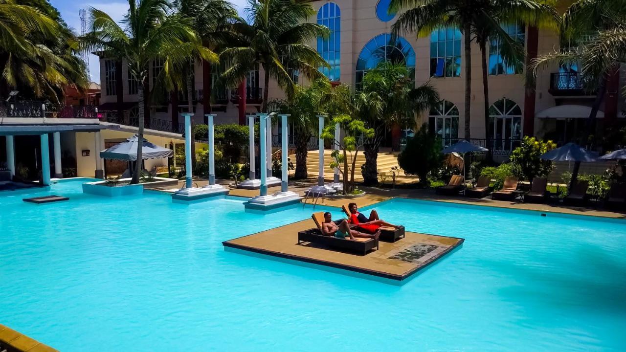 Le Grand Hotel Diego Antsiranana Eksteriør bilde