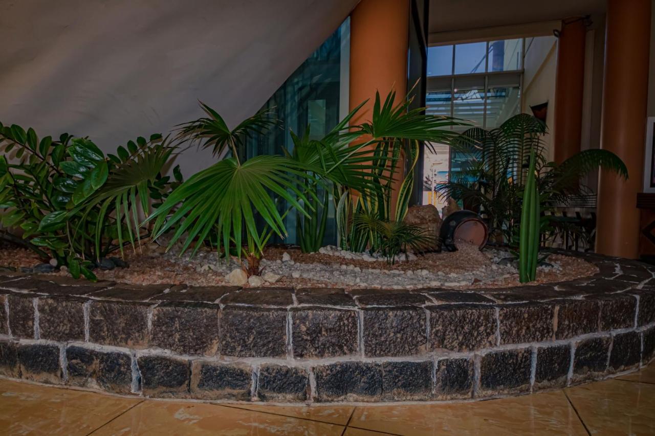 Le Grand Hotel Diego Antsiranana Eksteriør bilde