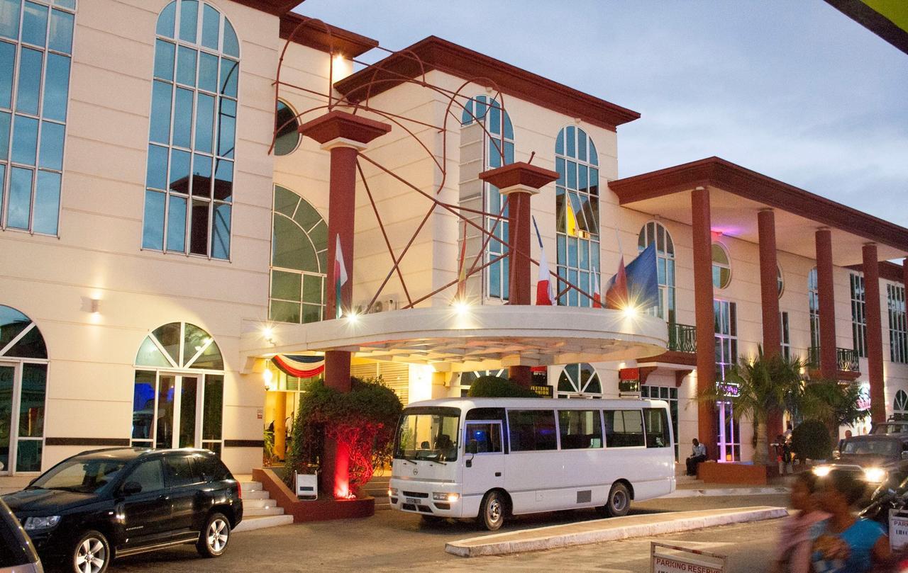 Le Grand Hotel Diego Antsiranana Eksteriør bilde
